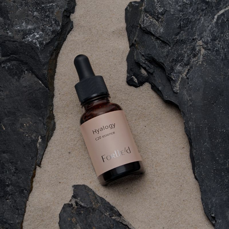 Hyalogy C20 Essence – Реструктуриращ и озаряващ серум с витамин С 30ml