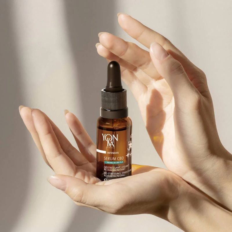 Yon-Ka CBD Serum Нощен серум с изглаждащ и успокояващ ефект
