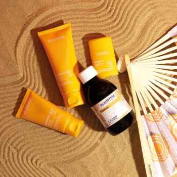 Academie Beaute - Озаряващ слънцезащитен флуид SPF50+