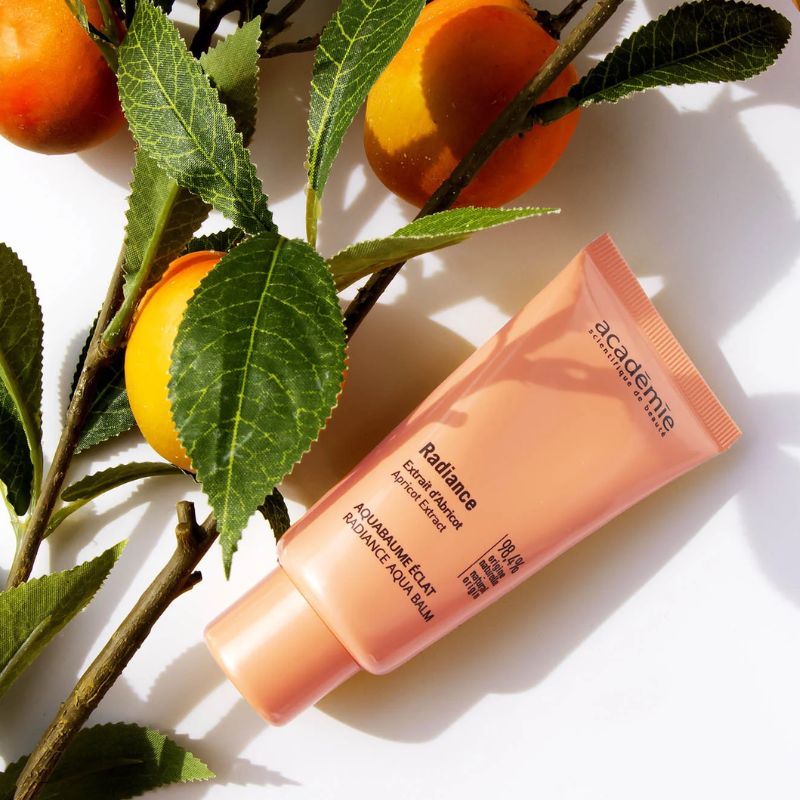 Academie Beaute - Озаряващ аква балсам с екстракт кайсия