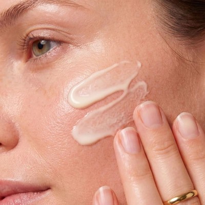 laCabine - BTx7 Lift Крем-флуид за лице SPF50 с ботокс и лифтинг ефект със 7 вида пептиди и хиалуронова киселина 30 ml