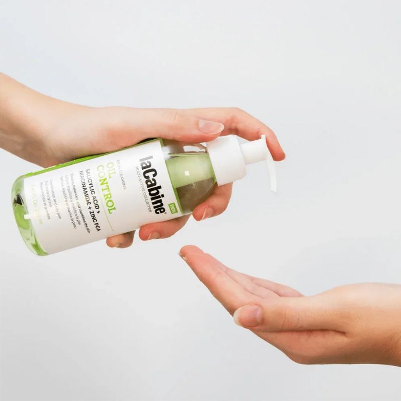 laCabine - Oil Control Cleanser Gel Почистващ гел за лице за регулиране на омазняването 250 ml