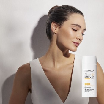 Skeyndor AGE PHOTO Defense Matt Protective cream SPF 50+ Матиращ защитен крем 75ml